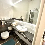 Old Town Elegance Retreat Daire