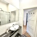 Old Town Elegance Retreat * وارسو