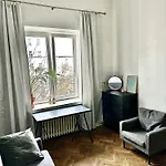 Appartamento Old Town Elegance Retreat *